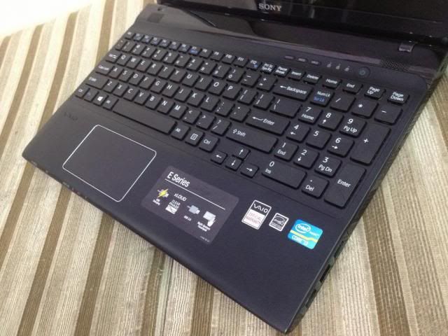 Sony SVE15 core i7 (8CPU)/ R 4gb/ Hdd 750g/ Vga rời 2g/ đèn phím/ Fullbox/ mới 98%. - 4
