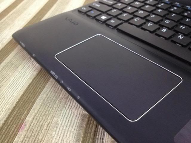 Sony SVE15 core i7 (8CPU)/ R 4gb/ Hdd 750g/ Vga rời 2g/ đèn phím/ Fullbox/ mới 98%. - 7