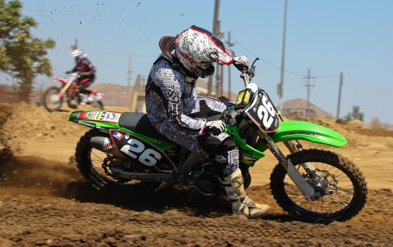 IMAGE: http://i239.photobucket.com/albums/ff139/Ingerson/1of40.jpg