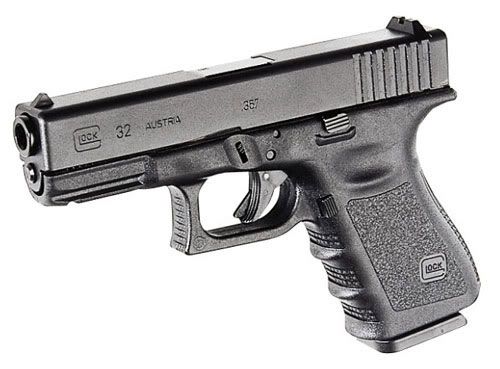 http://i239.photobucket.com/albums/ff155/paulmaro13/glock32.jpg