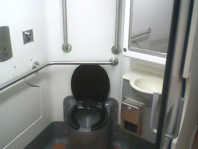 m8bathroom.jpg