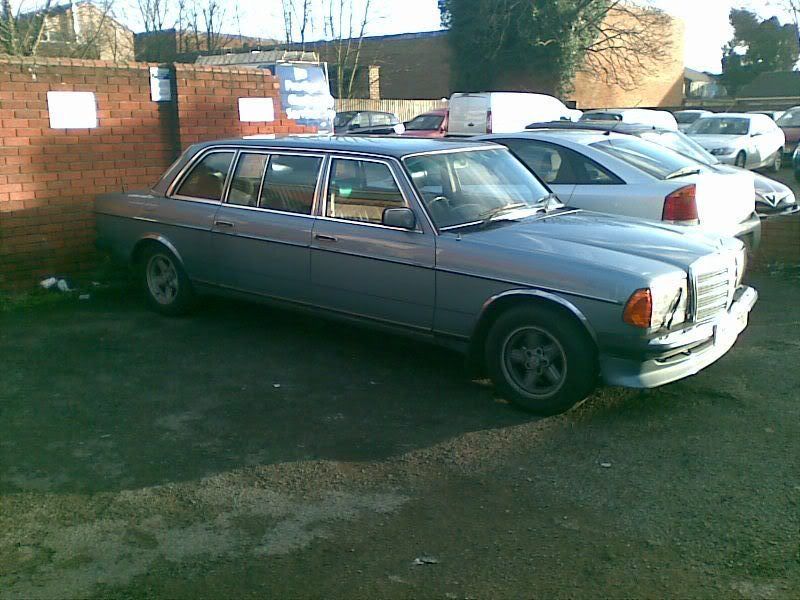 W123Limo.jpg
