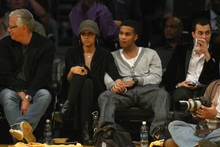 tia mowry and husband cory hardrict. Tia Mowry and Cory Hardrict at