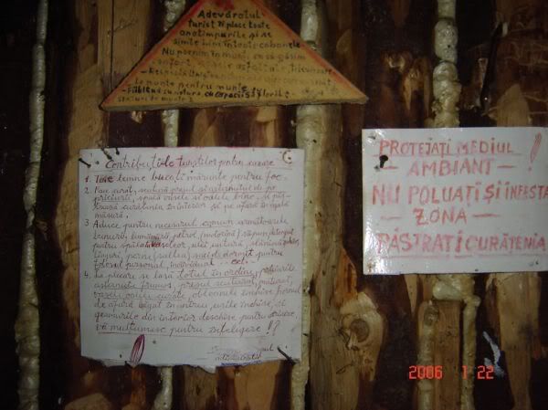 Apăsaţi pentru a vedea imaginea la dimensiuni originale