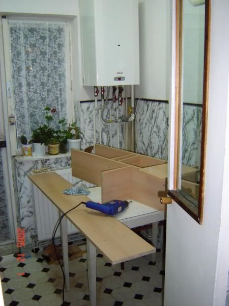 Apăsaţi pentru a vedea imaginea la dimensiuni originale