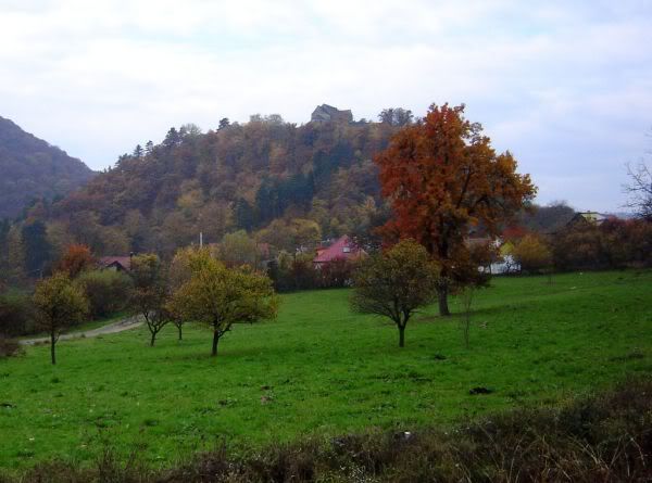 Apăsaţi pentru a vedea imaginea la dimensiuni originale