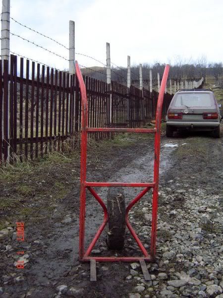 Apăsaţi pentru a vedea imaginea la dimensiuni originale
