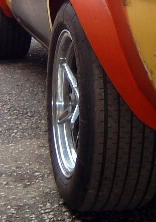 myperana_closeup_Frontwheel.jpg