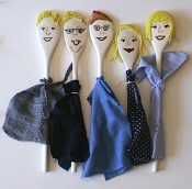 wooden spoon puppets