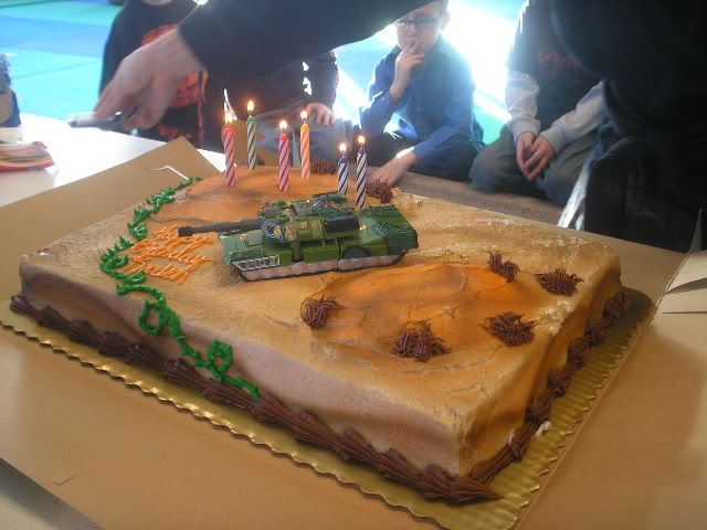 army tanks cartoon. Army tank transformer cake