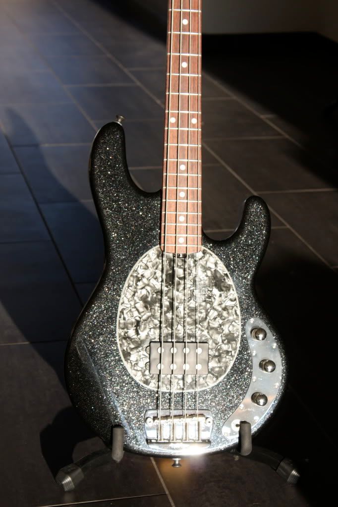 http://i239.photobucket.com/albums/ff59/oliAtBass/EBMM/E13783/IMG_5001.jpg