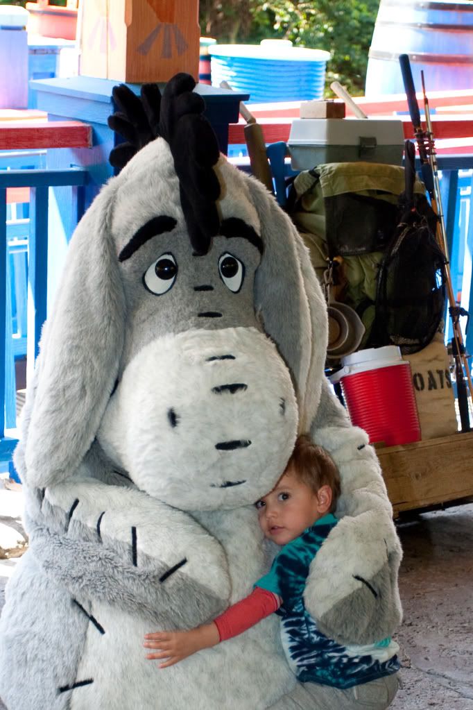 IMAGE: http://i239.photobucket.com/albums/ff66/mcgomez13/03_17_09Disney-165.jpg