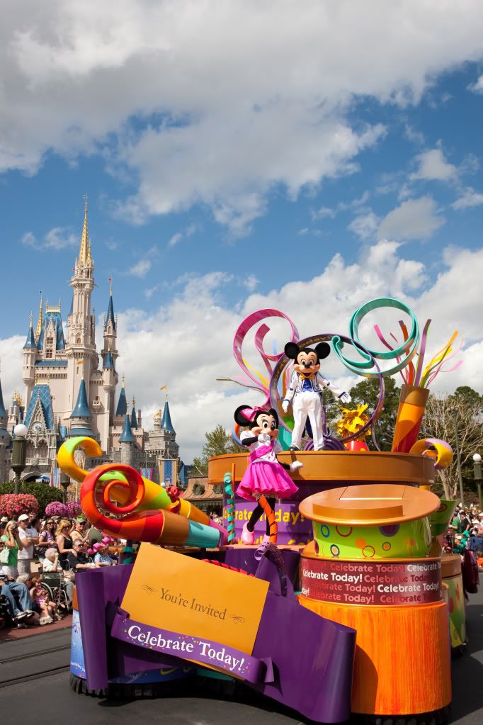 IMAGE: http://i239.photobucket.com/albums/ff66/mcgomez13/03_17_09Disney-590.jpg