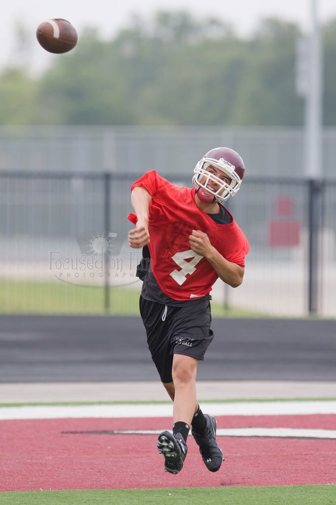 IMAGE: http://i239.photobucket.com/albums/ff66/mcgomez13/2ADayTue-114.jpg