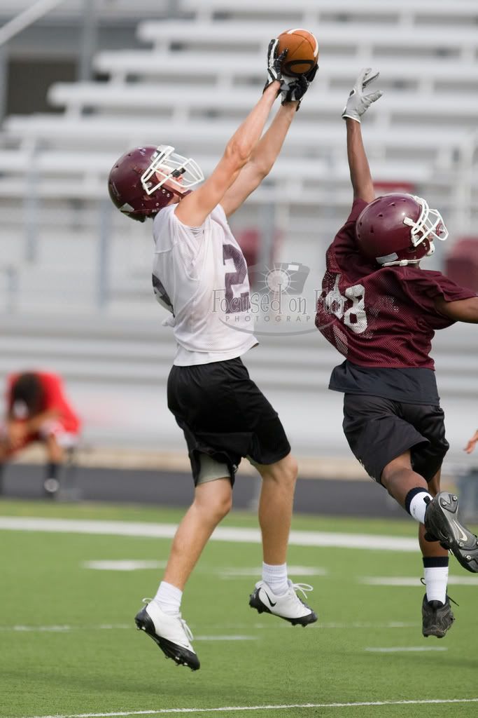 IMAGE: http://i239.photobucket.com/albums/ff66/mcgomez13/2ADayTue-145.jpg