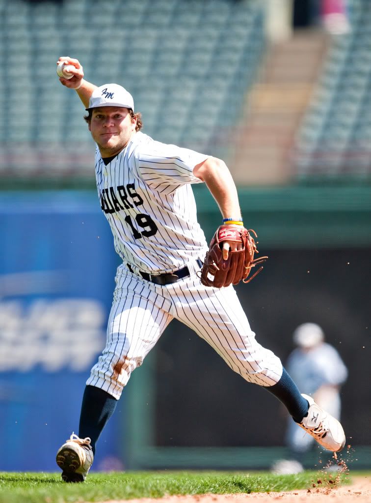 IMAGE: http://i239.photobucket.com/albums/ff66/mcgomez13/AvFM-224.jpg