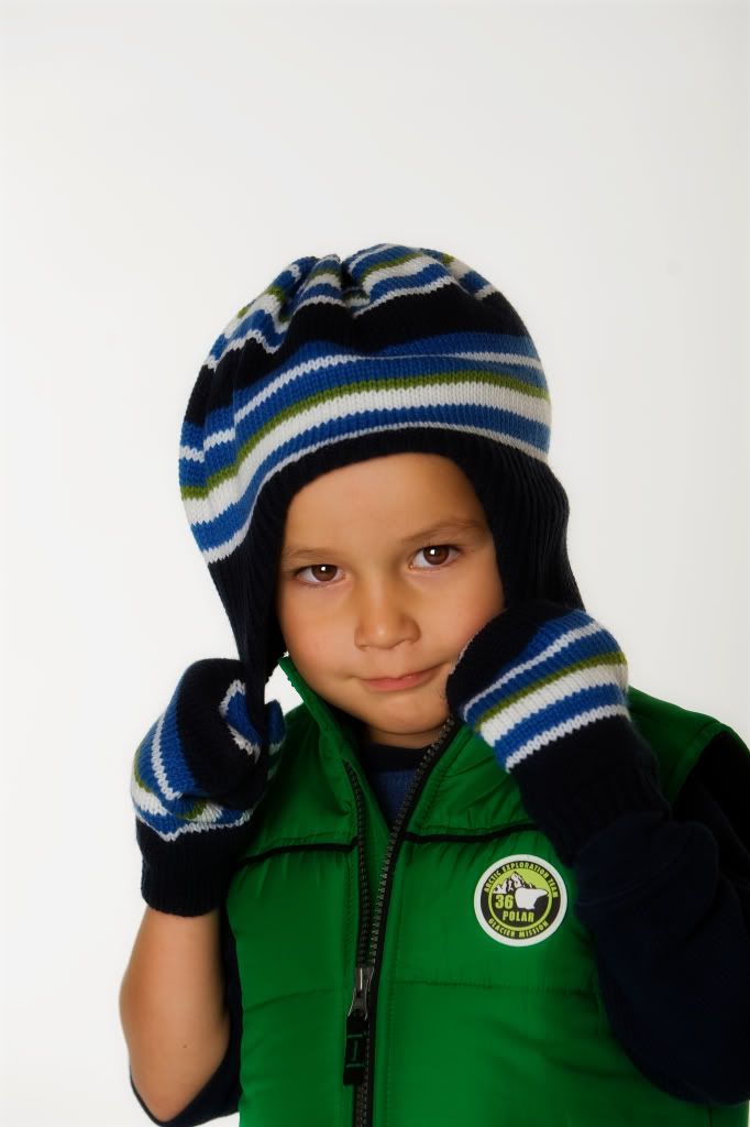 IMAGE: http://i239.photobucket.com/albums/ff66/mcgomez13/BoysWinter-113.jpg