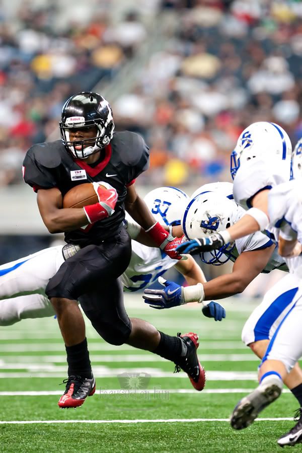 IMAGE: http://i239.photobucket.com/albums/ff66/mcgomez13/CStadium-1040copy.jpg