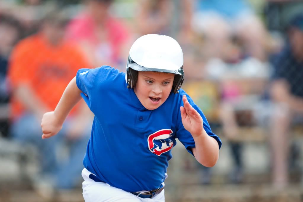 IMAGE: http://i239.photobucket.com/albums/ff66/mcgomez13/Cubs-227.jpg