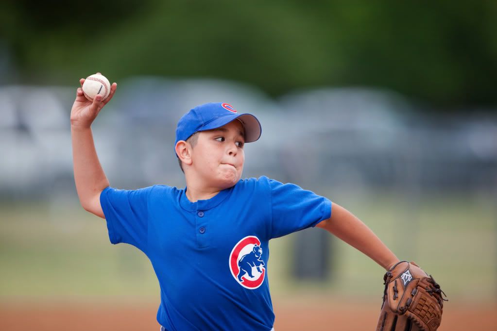 IMAGE: http://i239.photobucket.com/albums/ff66/mcgomez13/Cubs-323.jpg