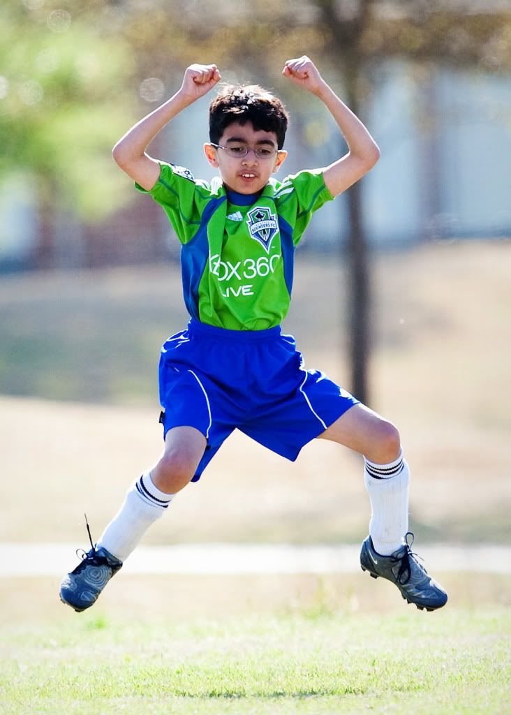 IMAGE: http://i239.photobucket.com/albums/ff66/mcgomez13/DragonsRYSA-2-2.jpg