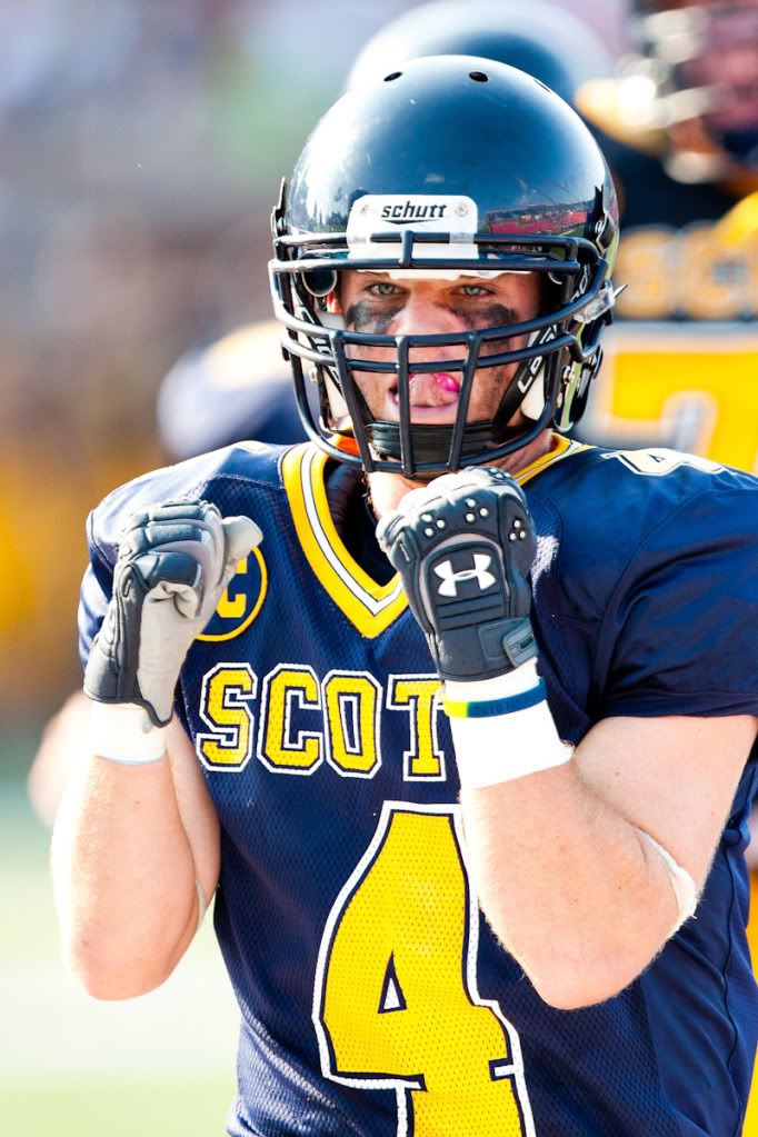 IMAGE: http://i239.photobucket.com/albums/ff66/mcgomez13/FOF15122-2.jpg