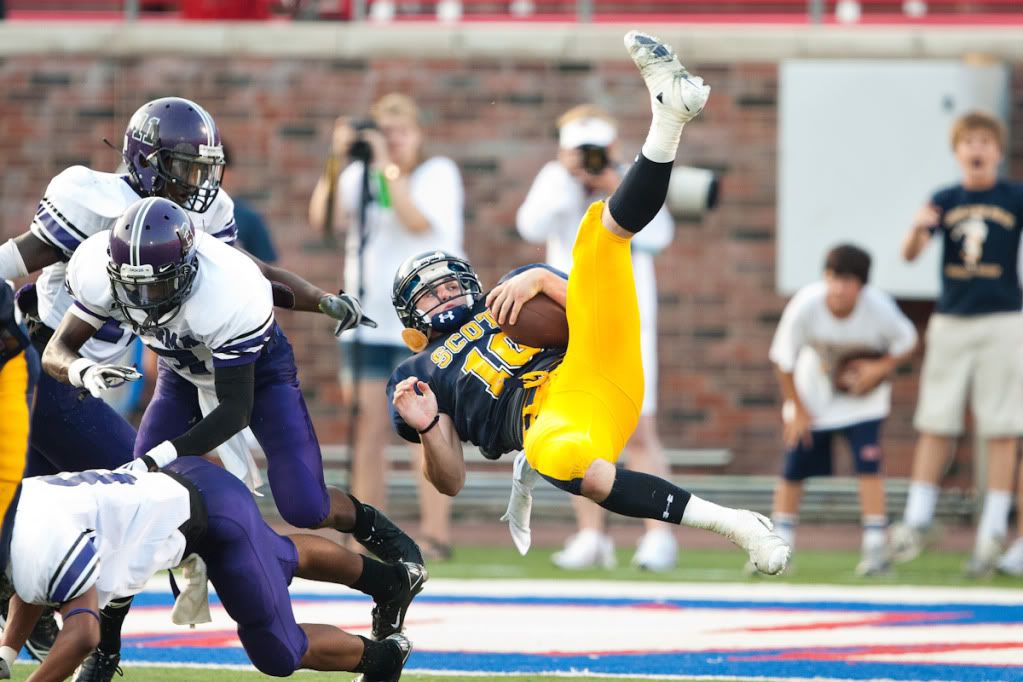 IMAGE: http://i239.photobucket.com/albums/ff66/mcgomez13/FOF15496-2.jpg