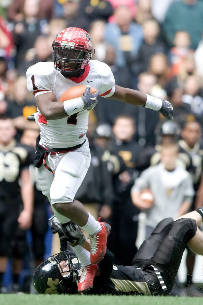 IMAGE: http://i239.photobucket.com/albums/ff66/mcgomez13/FOF18921.jpg