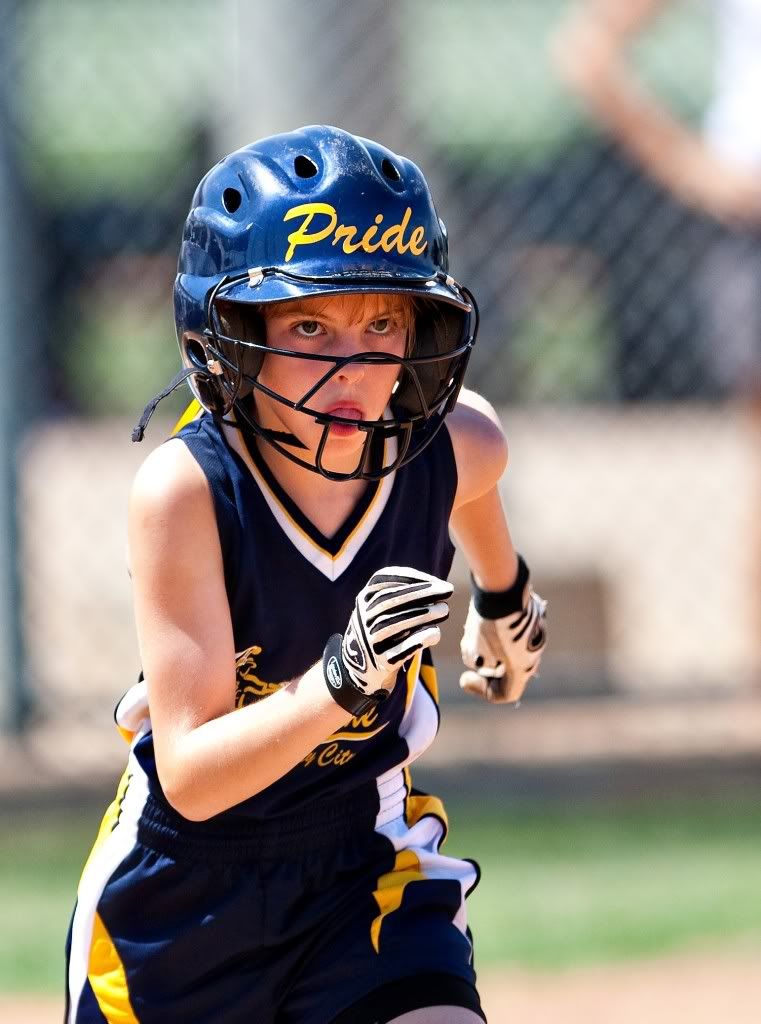 IMAGE: http://i239.photobucket.com/albums/ff66/mcgomez13/FOF28268.jpg