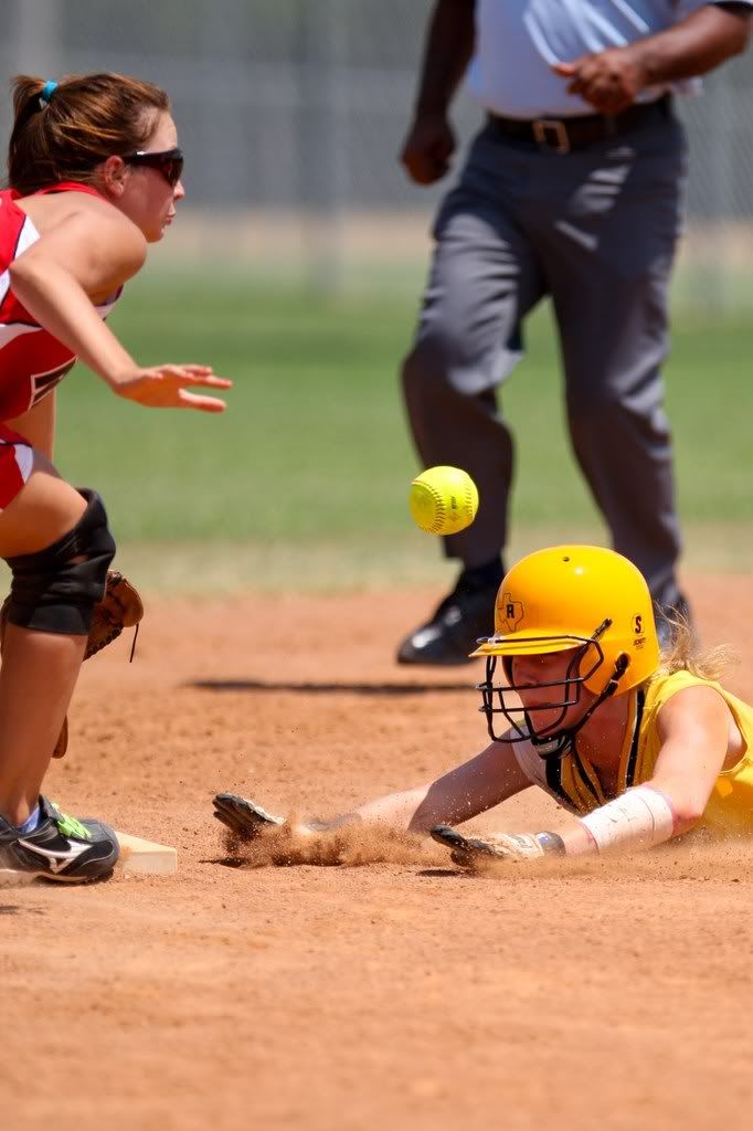 IMAGE: http://i239.photobucket.com/albums/ff66/mcgomez13/FOF_0228.jpg