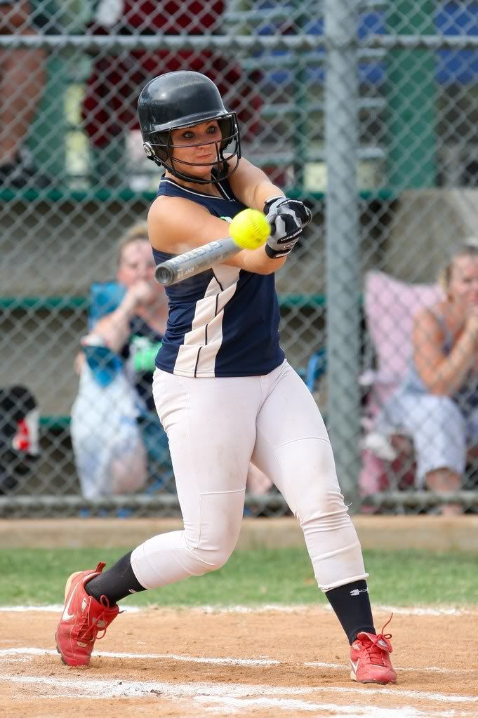 IMAGE: http://i239.photobucket.com/albums/ff66/mcgomez13/FOF_1951.jpg