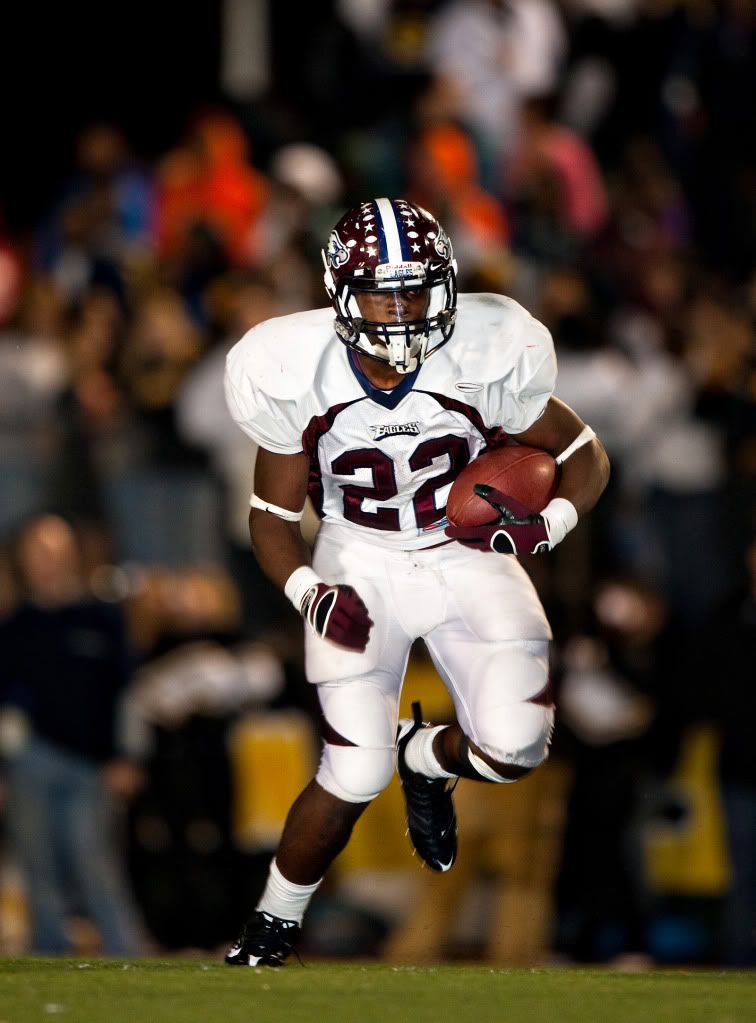 IMAGE: http://i239.photobucket.com/albums/ff66/mcgomez13/GvR-000.jpg