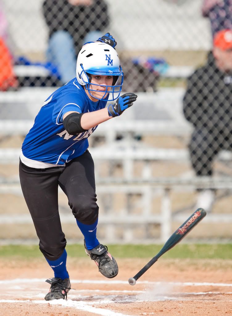 IMAGE: http://i239.photobucket.com/albums/ff66/mcgomez13/NMvR-169.jpg