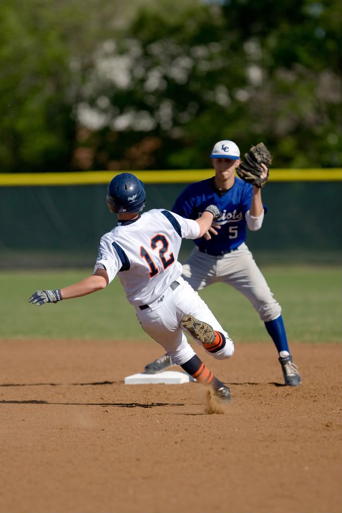 IMAGE: http://i239.photobucket.com/albums/ff66/mcgomez13/SachsevsLCApril11-130-1.jpg