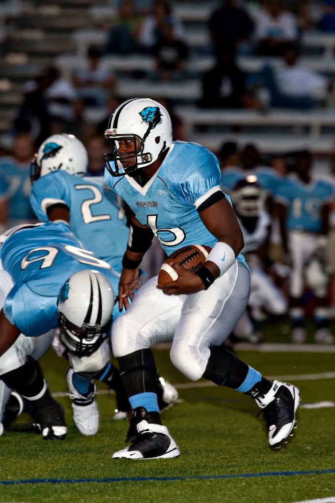 IMAGE: http://i239.photobucket.com/albums/ff66/mcgomez13/Seguin-1004.jpg