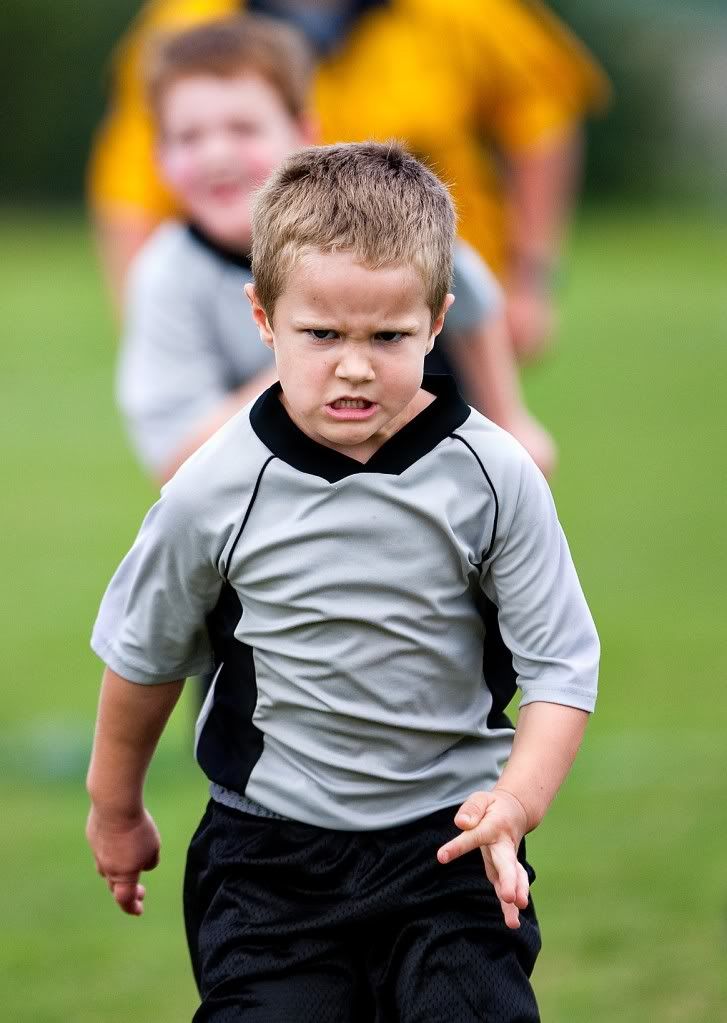 IMAGE: http://i239.photobucket.com/albums/ff66/mcgomez13/SharksvLonghorns-322.jpg