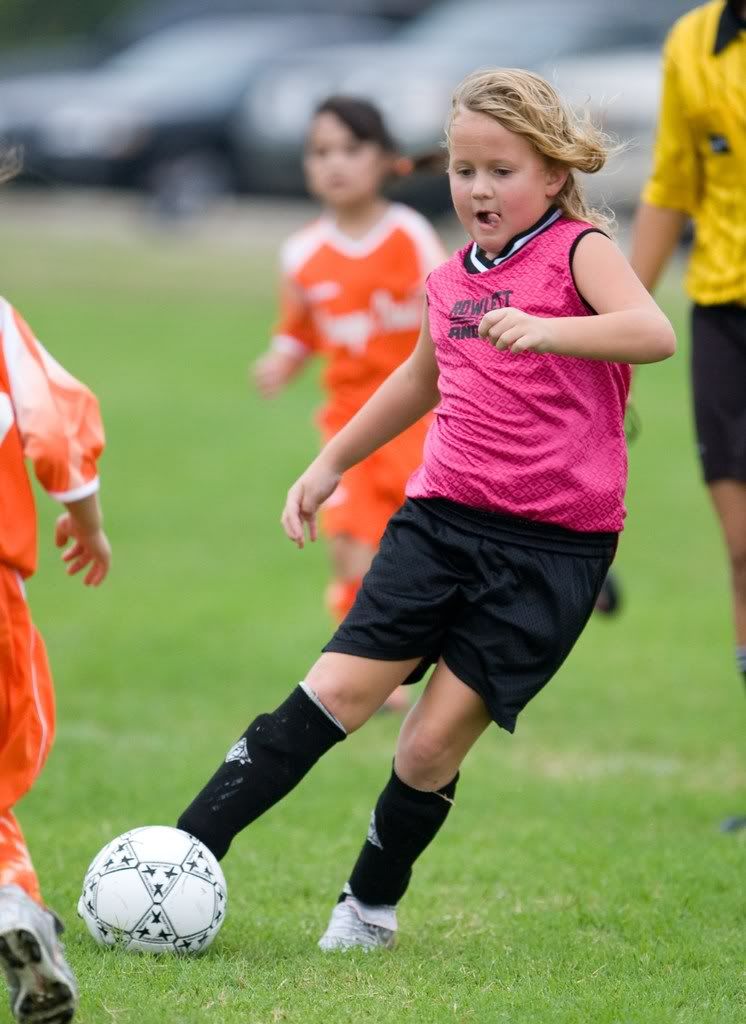 IMAGE: http://i239.photobucket.com/albums/ff66/mcgomez13/U8GAngelsvsCrush-170.jpg