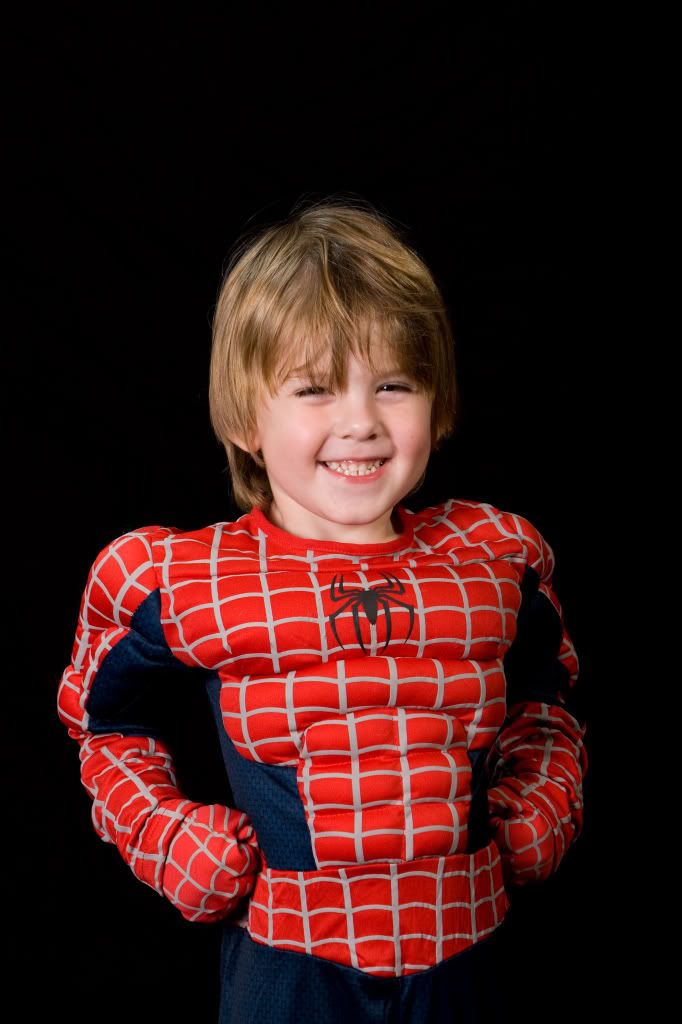 IMAGE: http://i239.photobucket.com/albums/ff66/mcgomez13/WSSRH-291.jpg