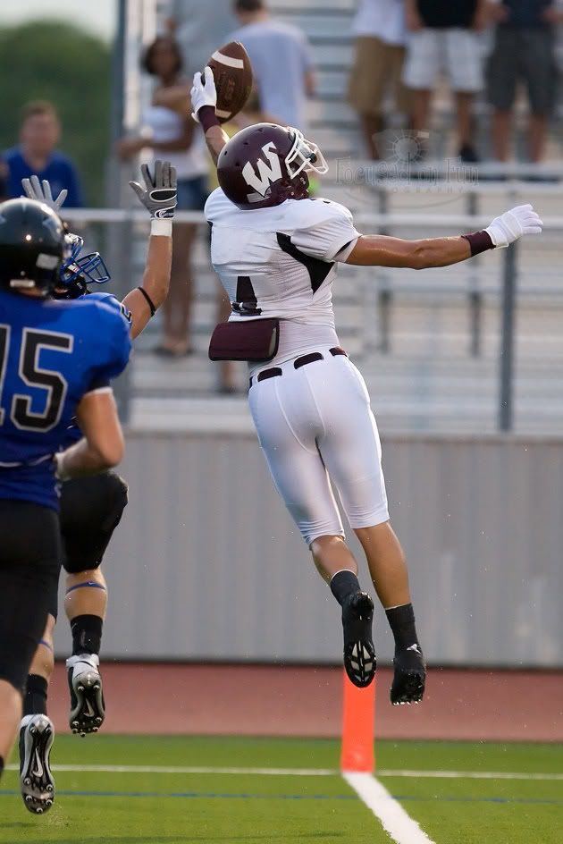 IMAGE: http://i239.photobucket.com/albums/ff66/mcgomez13/Wylie8_29-140copy.jpg