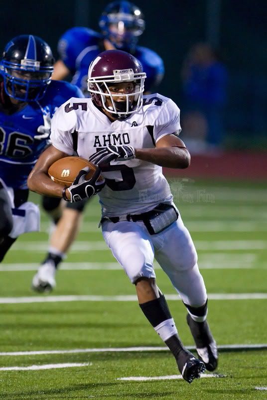 IMAGE: http://i239.photobucket.com/albums/ff66/mcgomez13/Wylie8_29-156copy.jpg