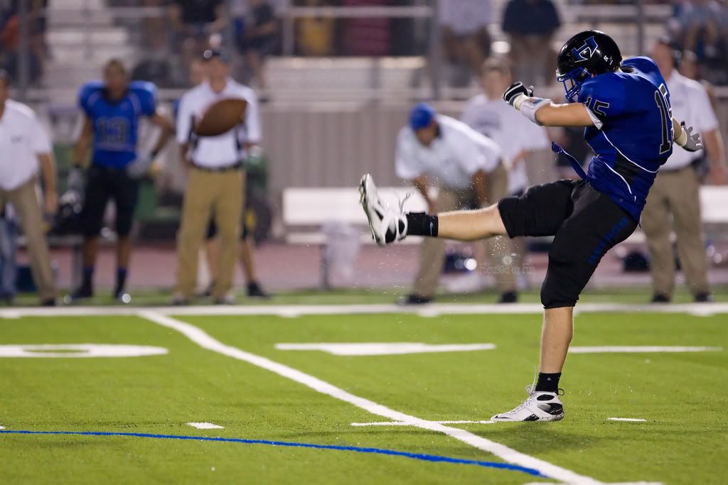 IMAGE: http://i239.photobucket.com/albums/ff66/mcgomez13/Wylie8_29-178.jpg