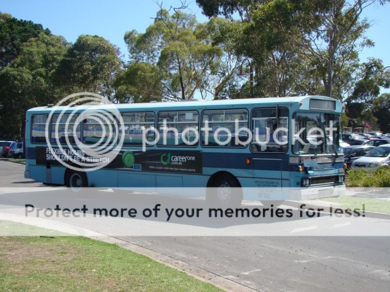 Buses at Glen Waverley (Ventura) #2 (22/3/09).